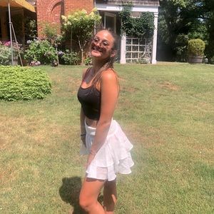 Meet your Posher, Caroline